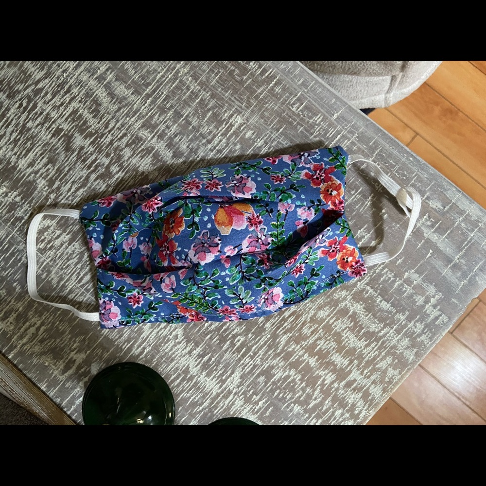 Face mask - Picture 4 of 4